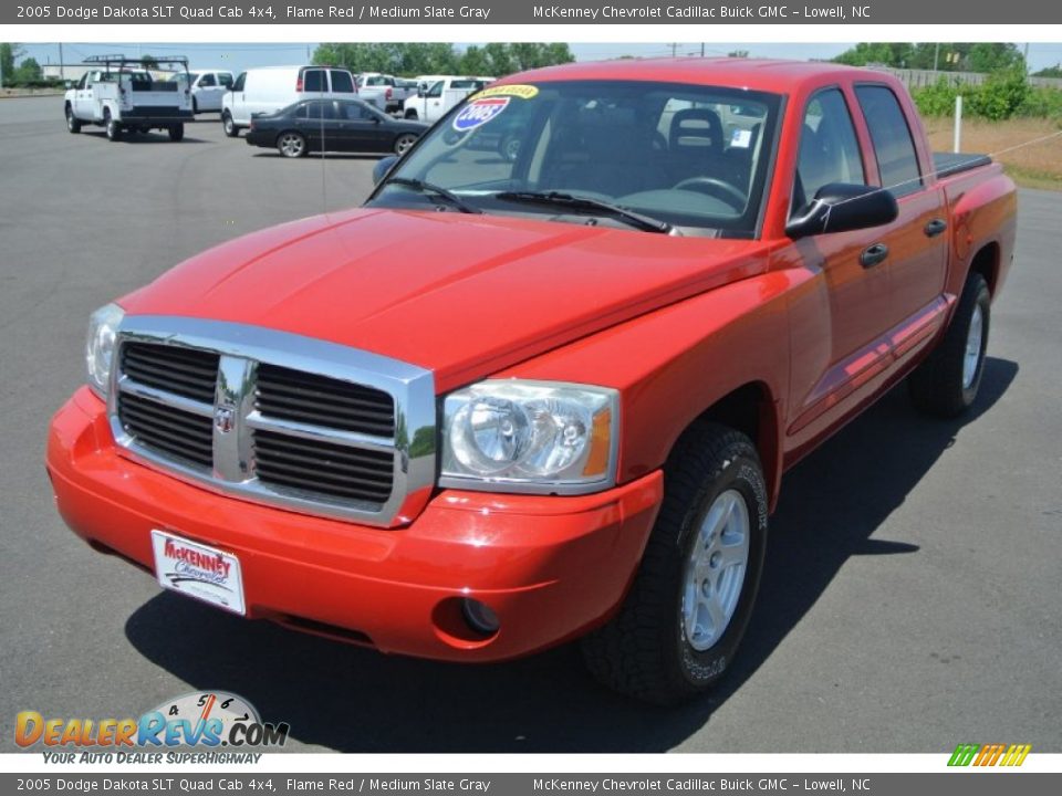 2005 Dodge Dakota SLT Quad Cab 4x4 Flame Red / Medium Slate Gray Photo #2