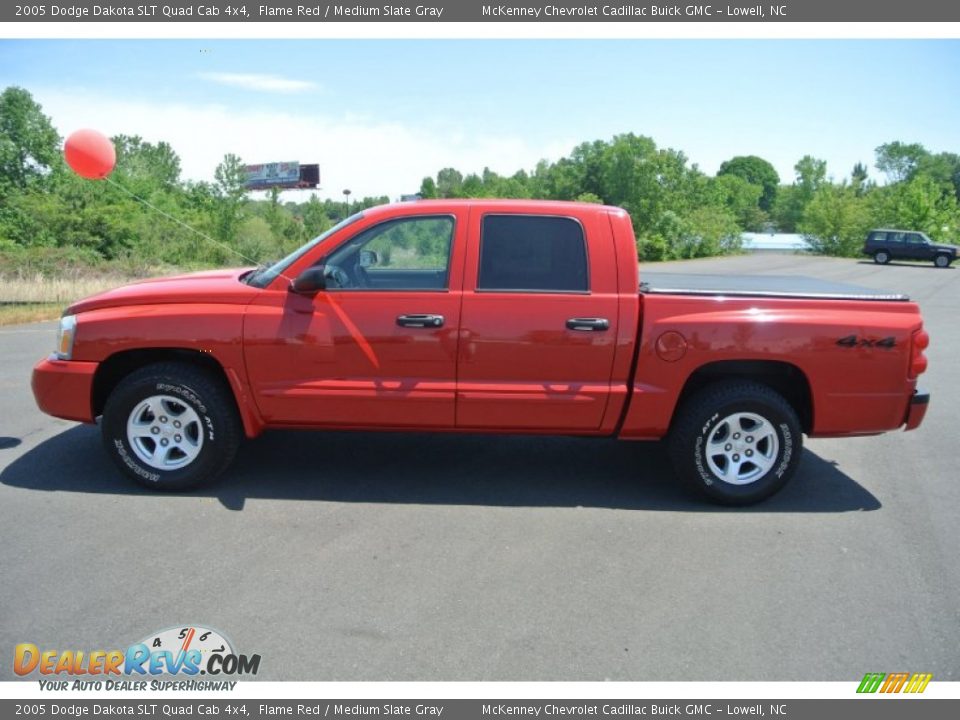 2005 Dodge Dakota SLT Quad Cab 4x4 Flame Red / Medium Slate Gray Photo #3