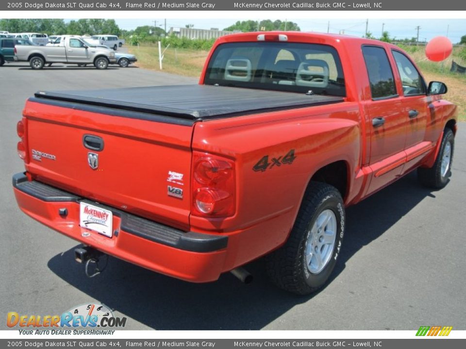 2005 Dodge Dakota SLT Quad Cab 4x4 Flame Red / Medium Slate Gray Photo #5