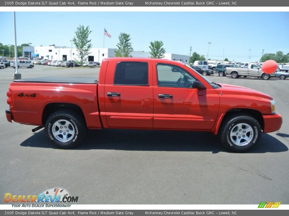 2005 Dodge Dakota SLT Quad Cab 4x4 Flame Red / Medium Slate Gray Photo #6