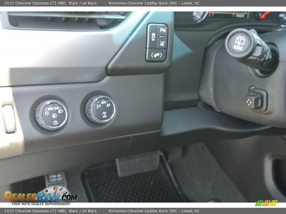2015 Chevrolet Suburban LTZ 4WD Black / Jet Black Photo #10