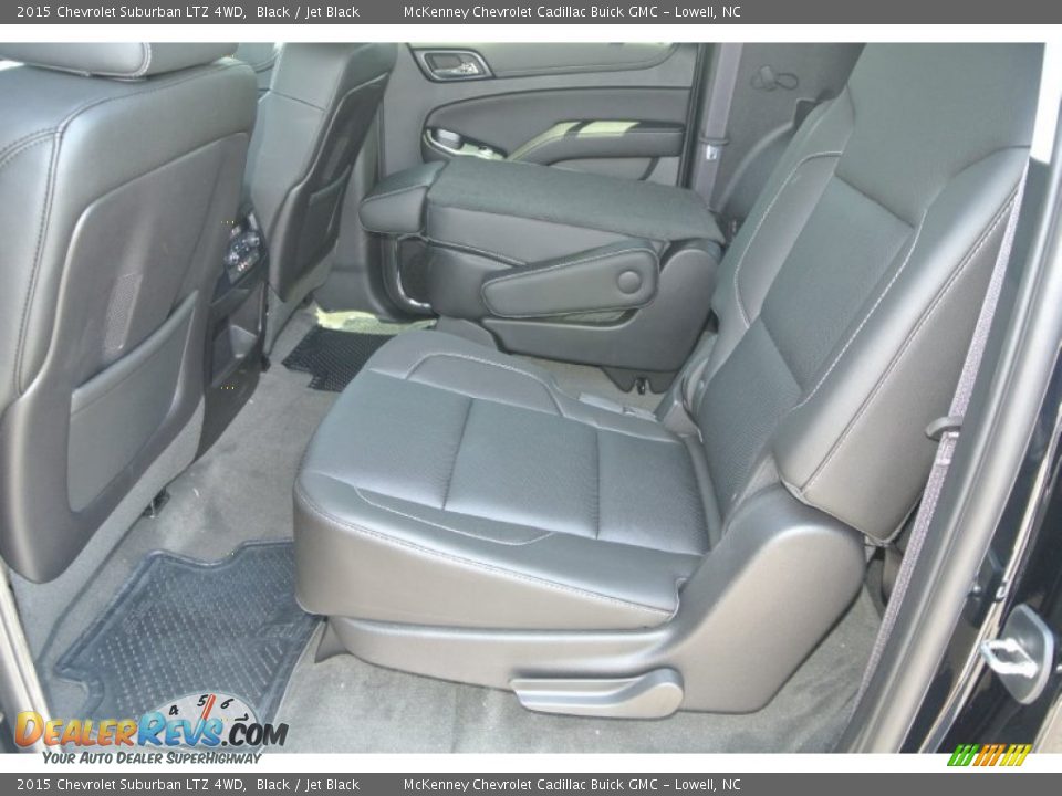 2015 Chevrolet Suburban LTZ 4WD Black / Jet Black Photo #17
