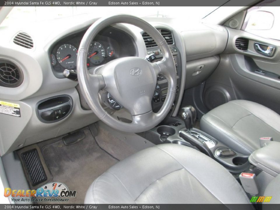 Gray Interior - 2004 Hyundai Santa Fe GLS 4WD Photo #15