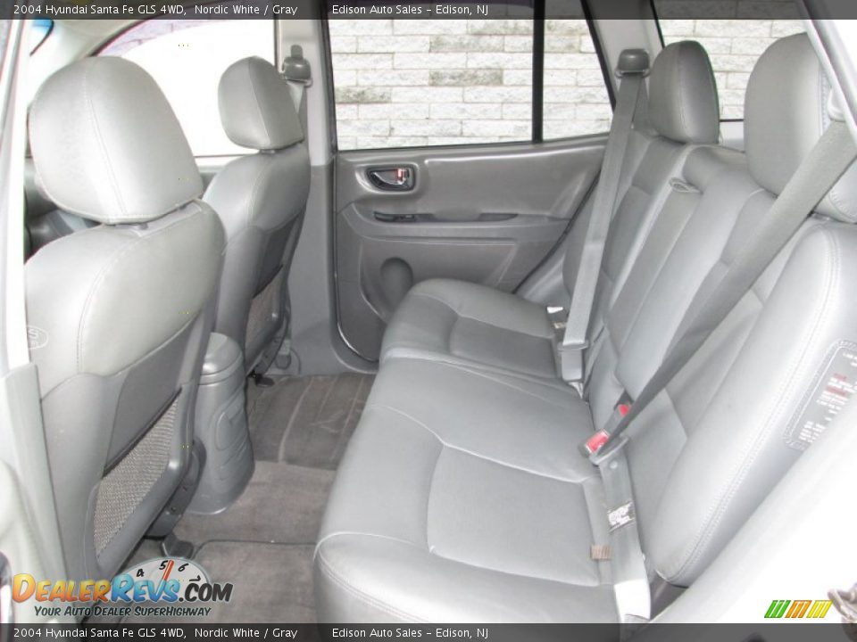 Rear Seat of 2004 Hyundai Santa Fe GLS 4WD Photo #17