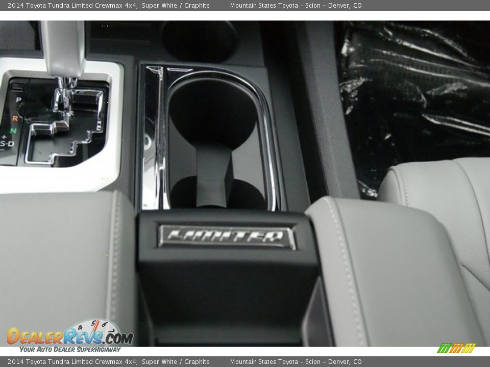 2014 Toyota Tundra Limited Crewmax 4x4 Super White / Graphite Photo #7