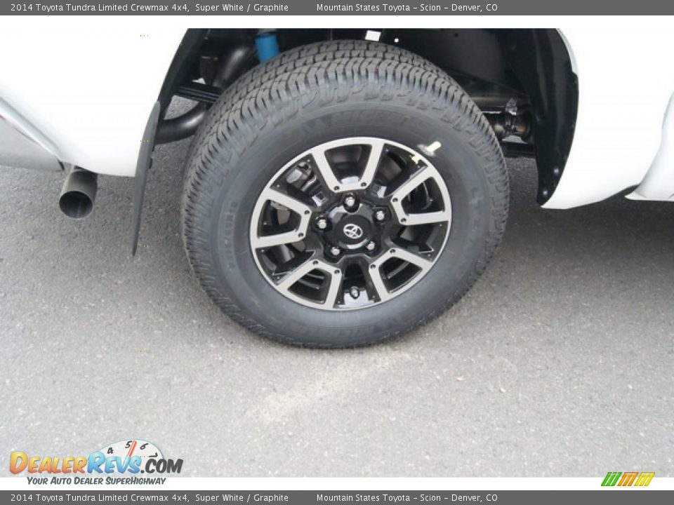 2014 Toyota Tundra Limited Crewmax 4x4 Super White / Graphite Photo #10