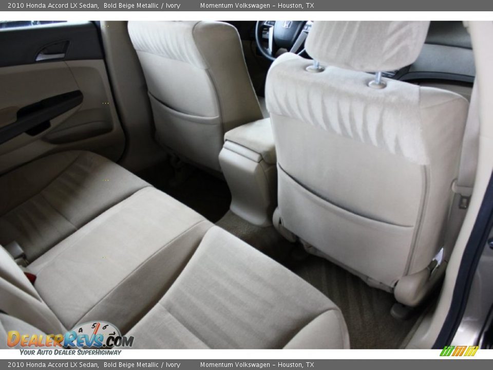 2010 Honda Accord LX Sedan Bold Beige Metallic / Ivory Photo #30