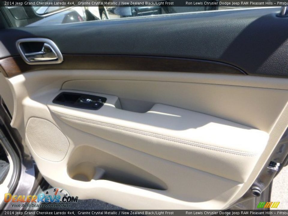 2014 Jeep Grand Cherokee Laredo 4x4 Granite Crystal Metallic / New Zealand Black/Light Frost Photo #12