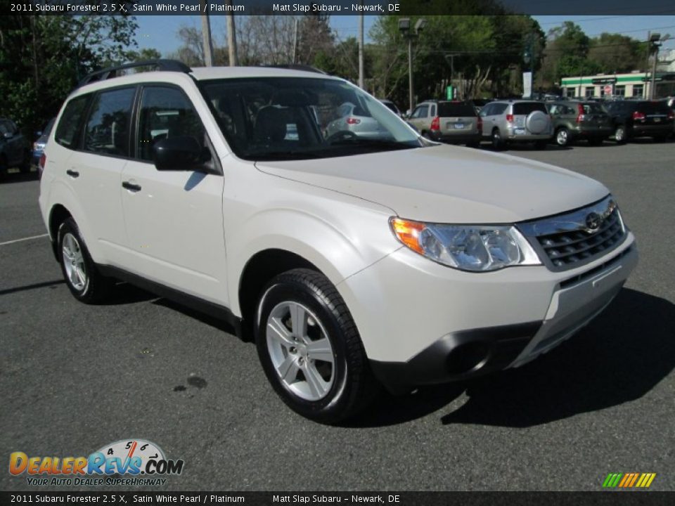 2011 Subaru Forester 2.5 X Satin White Pearl / Platinum Photo #4