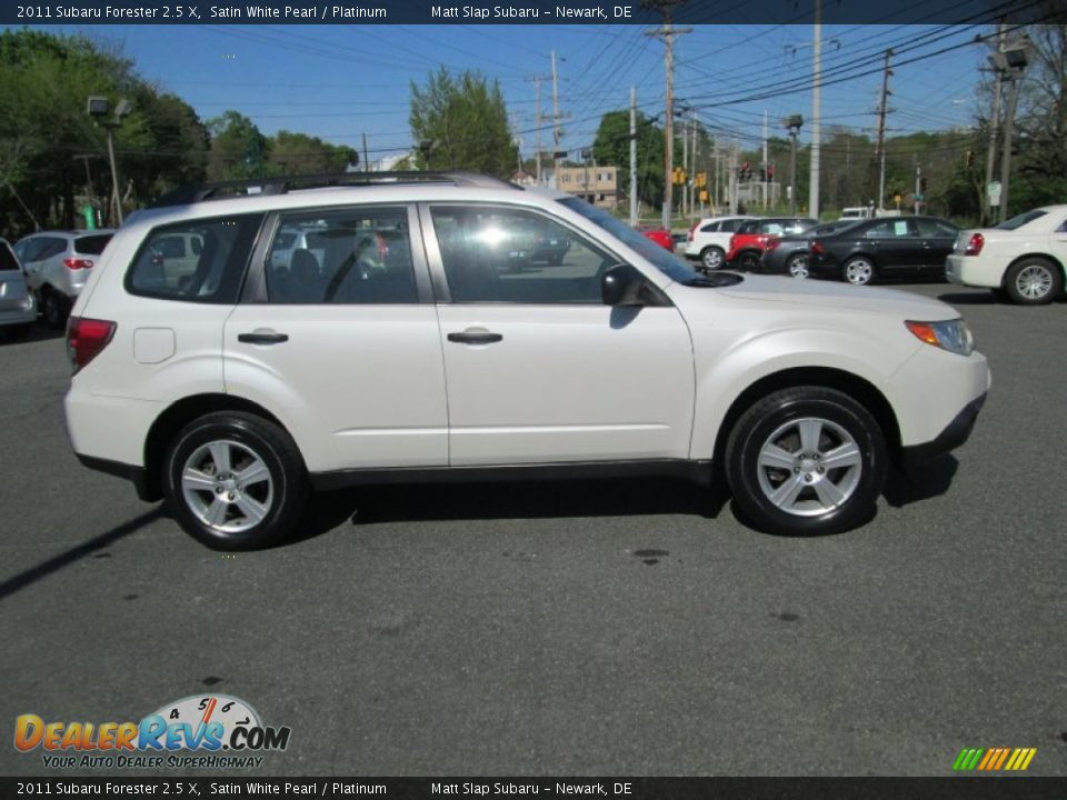 2011 Subaru Forester 2.5 X Satin White Pearl / Platinum Photo #5