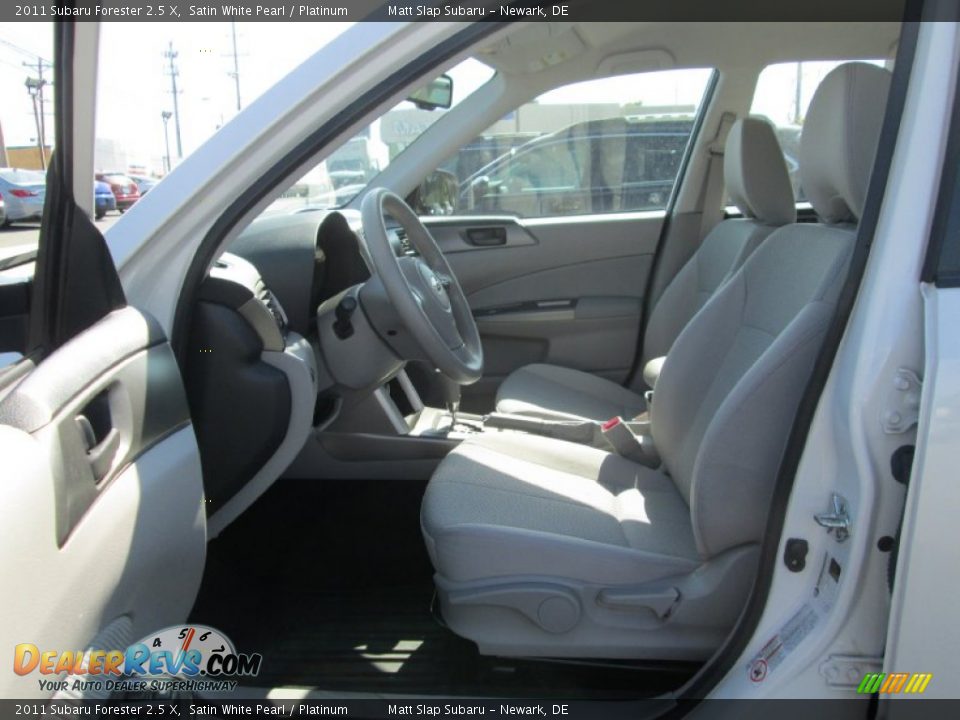 2011 Subaru Forester 2.5 X Satin White Pearl / Platinum Photo #11