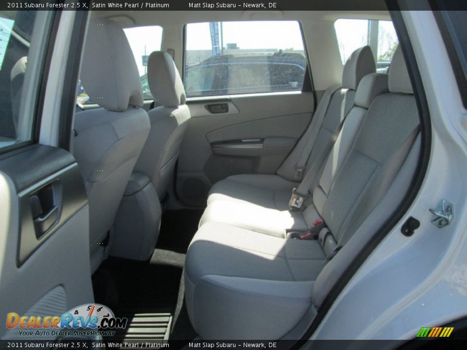 2011 Subaru Forester 2.5 X Satin White Pearl / Platinum Photo #20
