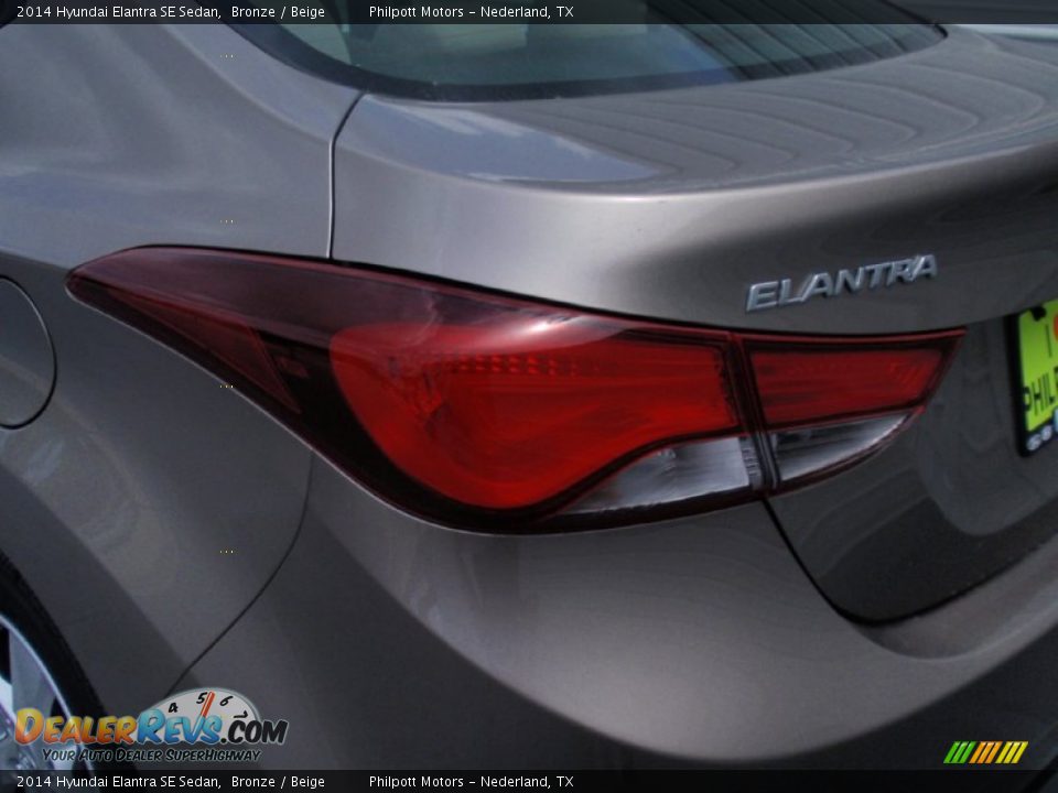 2014 Hyundai Elantra SE Sedan Bronze / Beige Photo #12