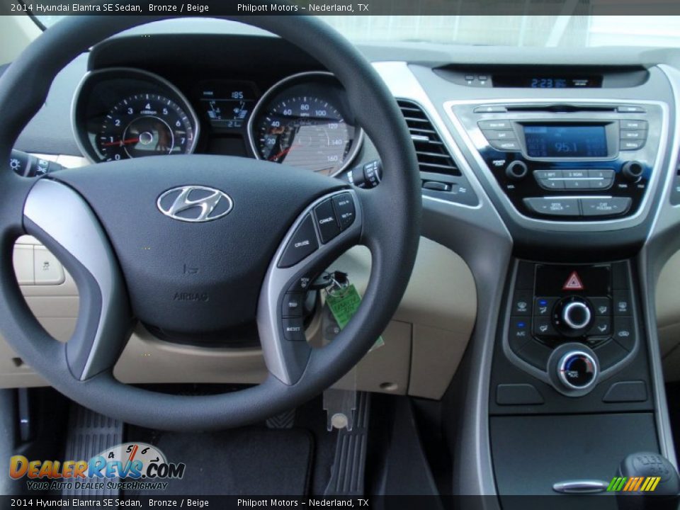 2014 Hyundai Elantra SE Sedan Bronze / Beige Photo #26