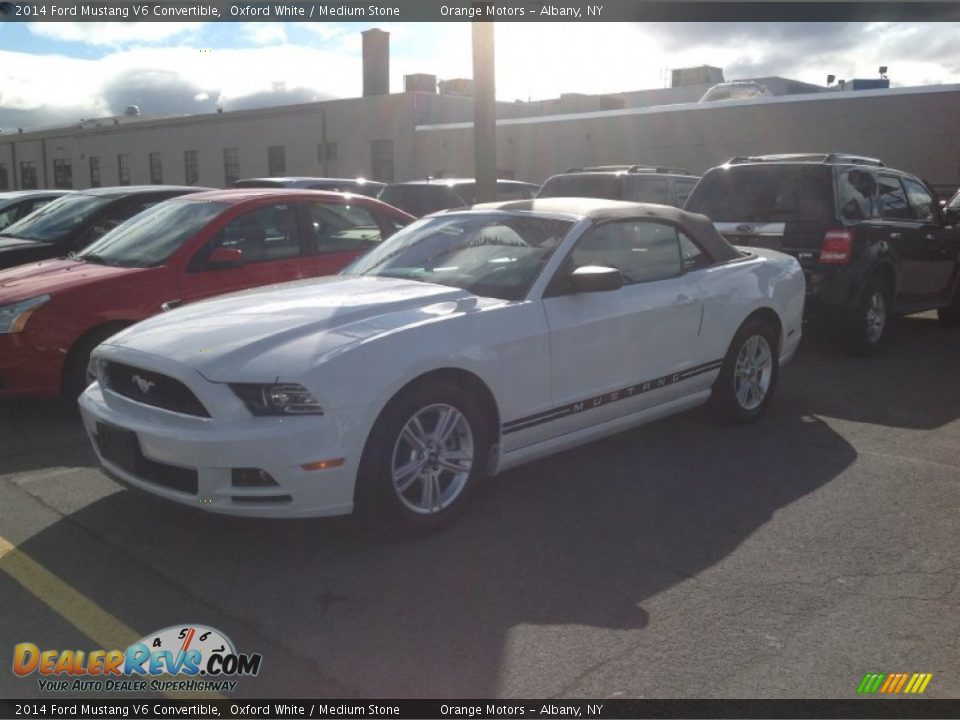 2014 Ford Mustang V6 Convertible Oxford White / Medium Stone Photo #3