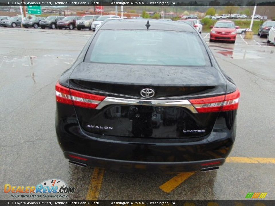 2013 Toyota Avalon Limited Attitude Black Pearl / Black Photo #8
