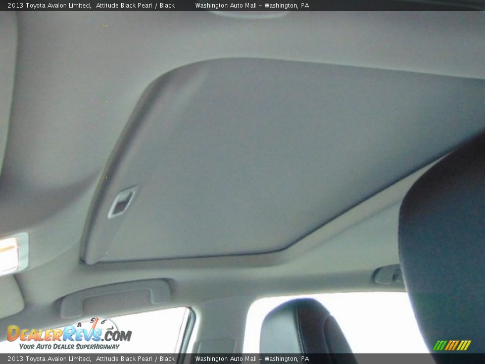 2013 Toyota Avalon Limited Attitude Black Pearl / Black Photo #10