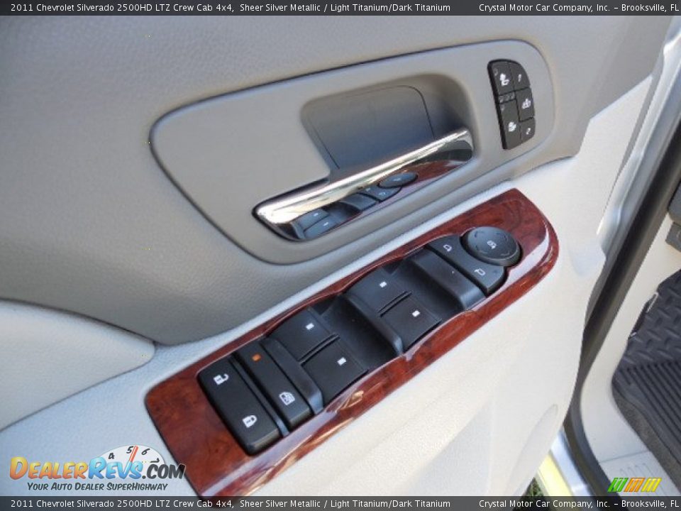 2011 Chevrolet Silverado 2500HD LTZ Crew Cab 4x4 Sheer Silver Metallic / Light Titanium/Dark Titanium Photo #18