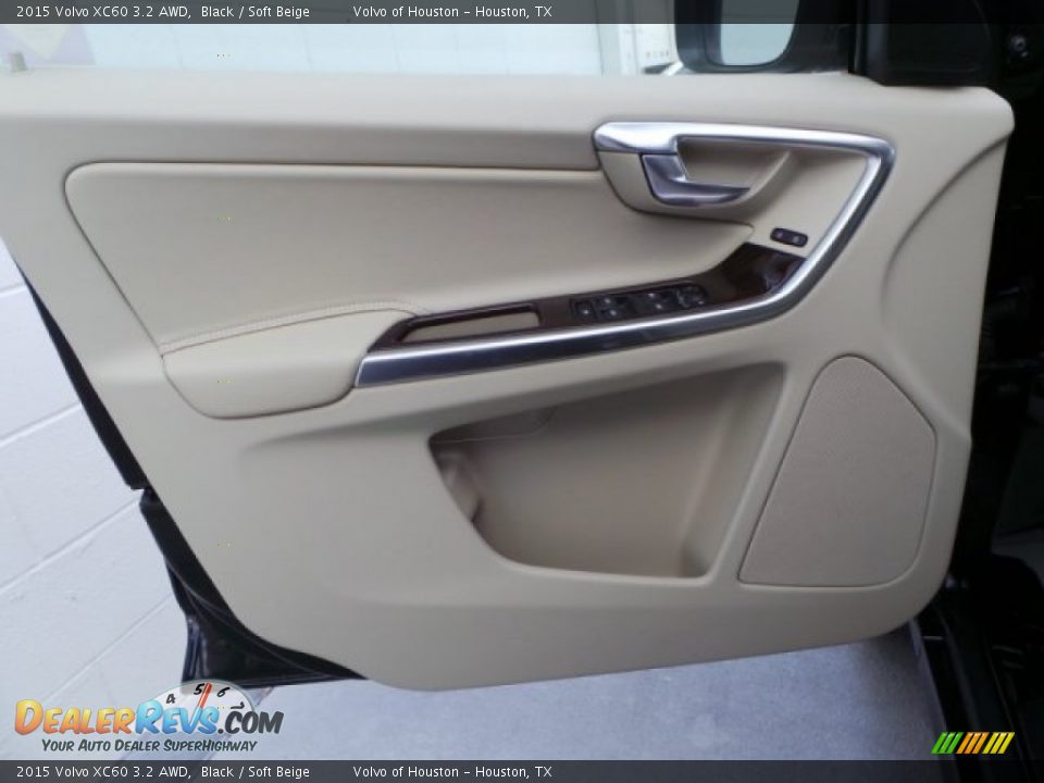 2015 Volvo XC60 3.2 AWD Black / Soft Beige Photo #8