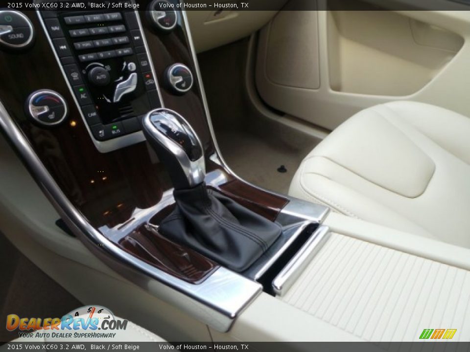 2015 Volvo XC60 3.2 AWD Black / Soft Beige Photo #13
