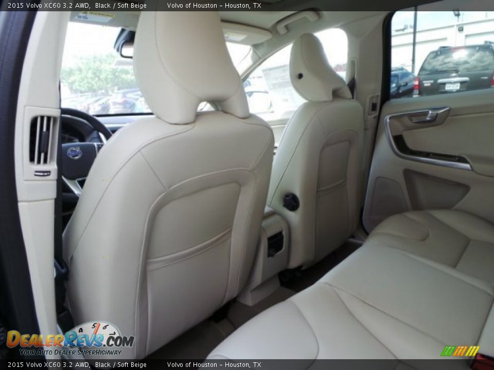 2015 Volvo XC60 3.2 AWD Black / Soft Beige Photo #22