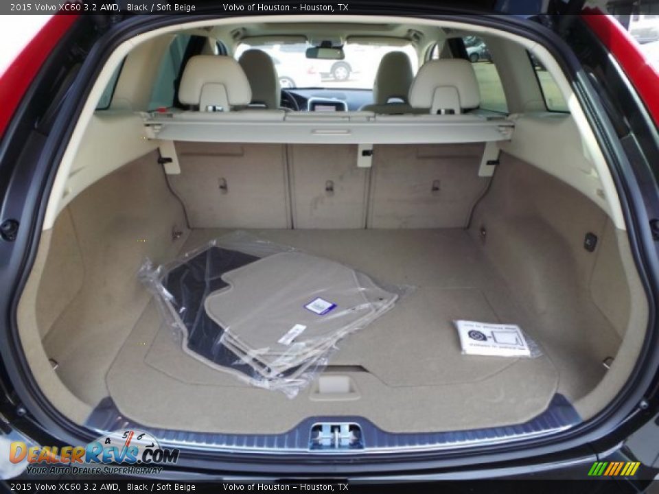 2015 Volvo XC60 3.2 AWD Black / Soft Beige Photo #26