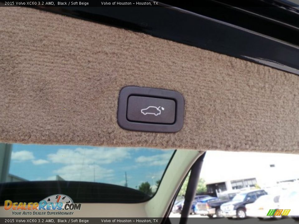 2015 Volvo XC60 3.2 AWD Black / Soft Beige Photo #27