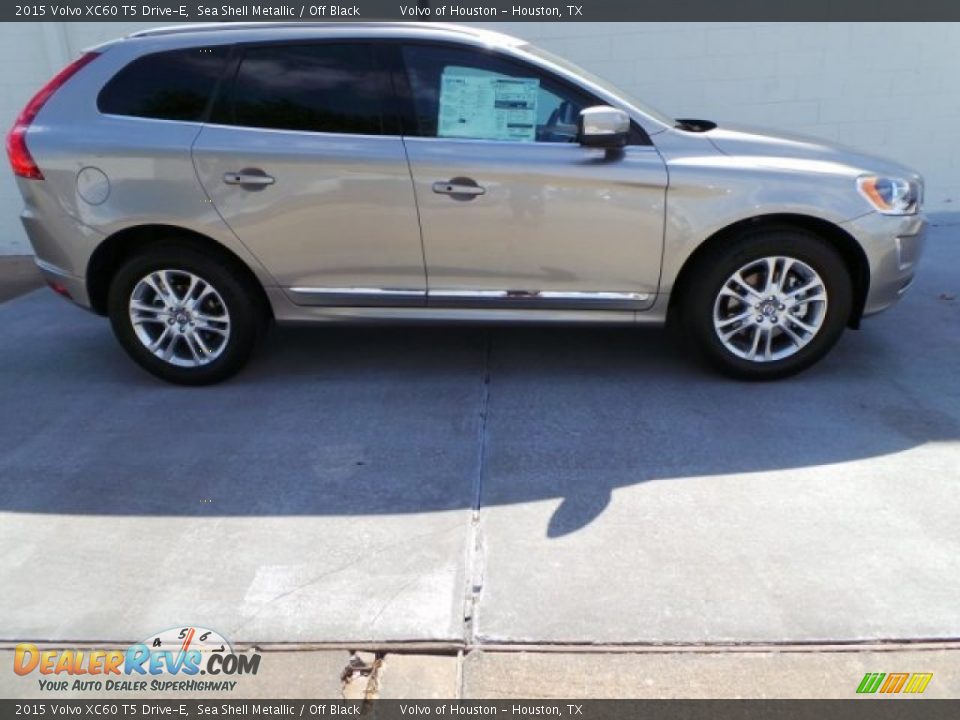 2015 Volvo XC60 T5 Drive-E Sea Shell Metallic / Off Black Photo #6