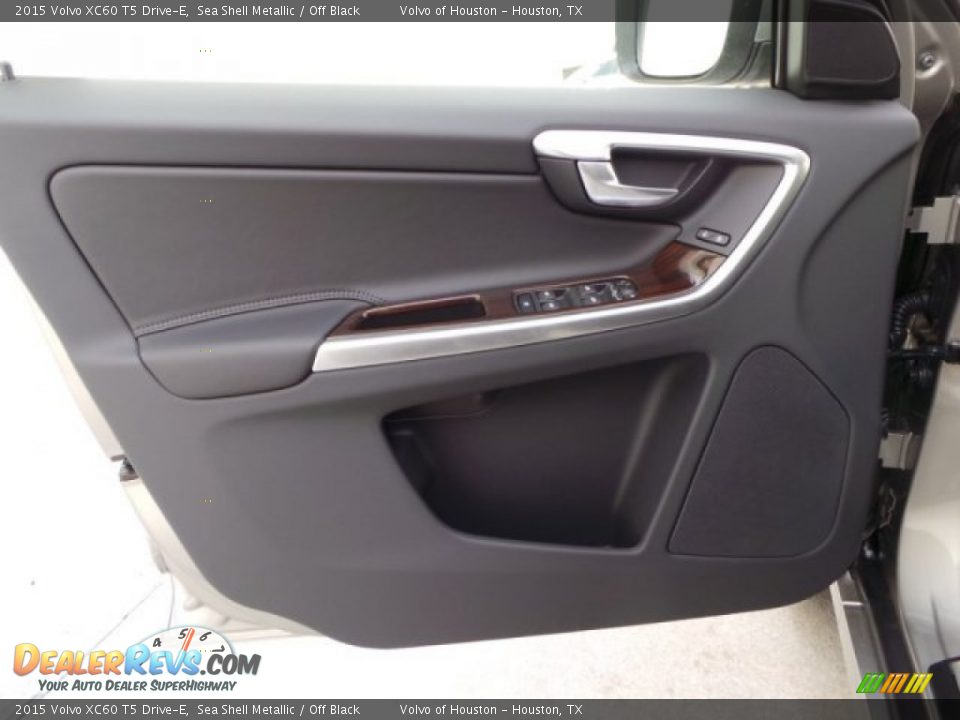 2015 Volvo XC60 T5 Drive-E Sea Shell Metallic / Off Black Photo #8