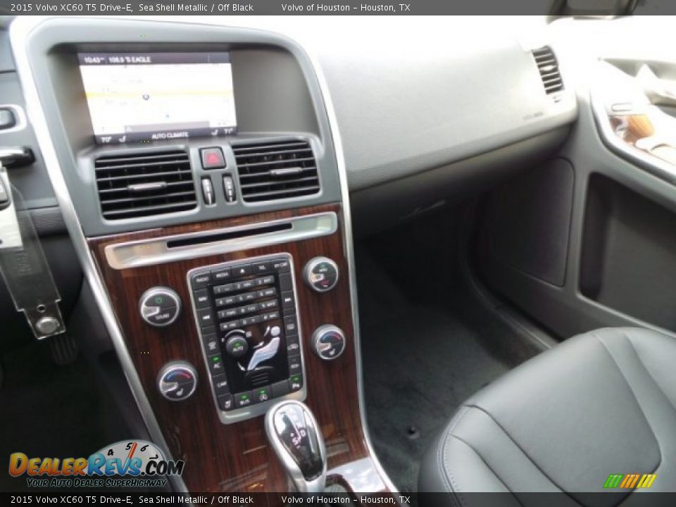 2015 Volvo XC60 T5 Drive-E Sea Shell Metallic / Off Black Photo #12