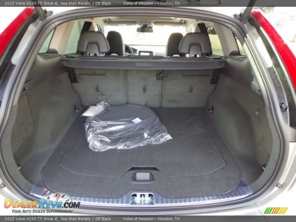2015 Volvo XC60 T5 Drive-E Sea Shell Metallic / Off Black Photo #26