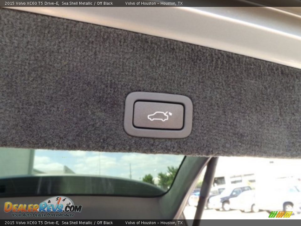 2015 Volvo XC60 T5 Drive-E Sea Shell Metallic / Off Black Photo #27