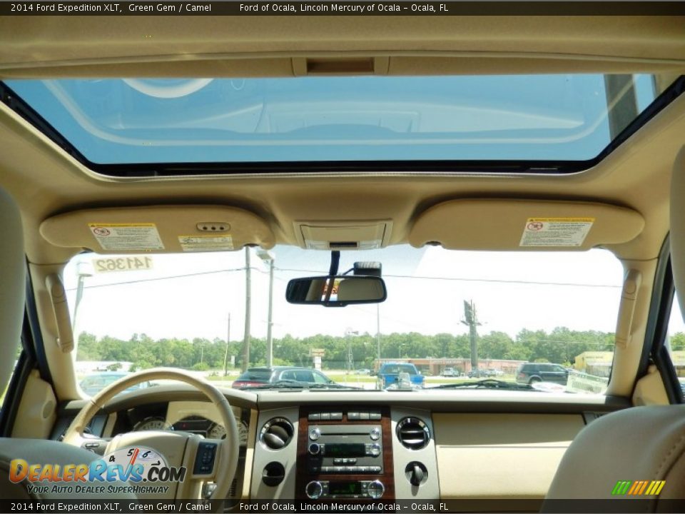 Sunroof of 2014 Ford Expedition XLT Photo #9