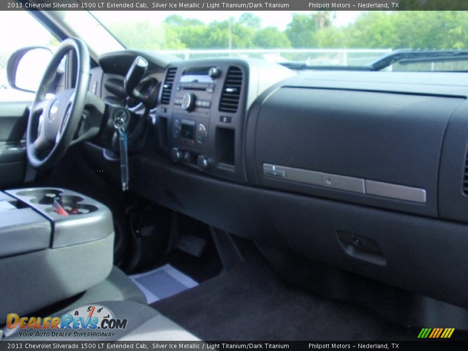2013 Chevrolet Silverado 1500 LT Extended Cab Silver Ice Metallic / Light Titanium/Dark Titanium Photo #26