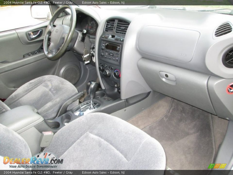2004 Hyundai Santa Fe GLS 4WD Pewter / Gray Photo #16