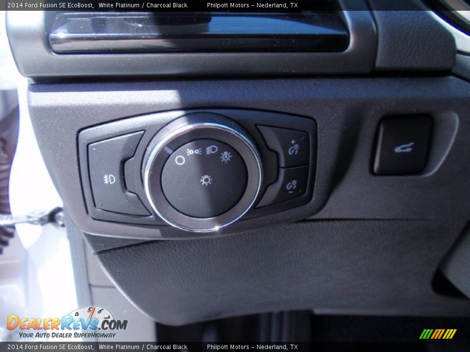 2014 Ford Fusion SE EcoBoost White Platinum / Charcoal Black Photo #33