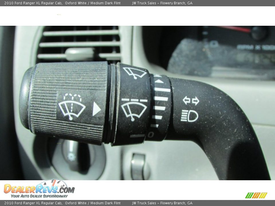 2010 Ford Ranger XL Regular Cab Oxford White / Medium Dark Flint Photo #35