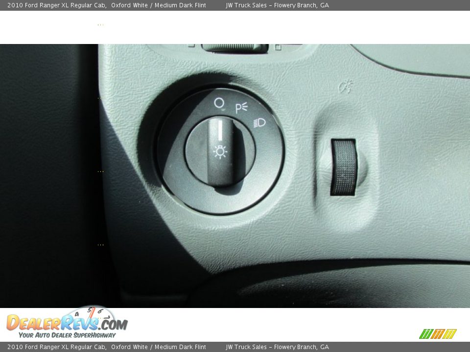 2010 Ford Ranger XL Regular Cab Oxford White / Medium Dark Flint Photo #36