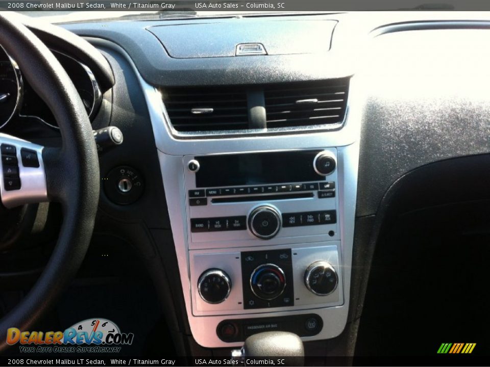 2008 Chevrolet Malibu LT Sedan White / Titanium Gray Photo #11