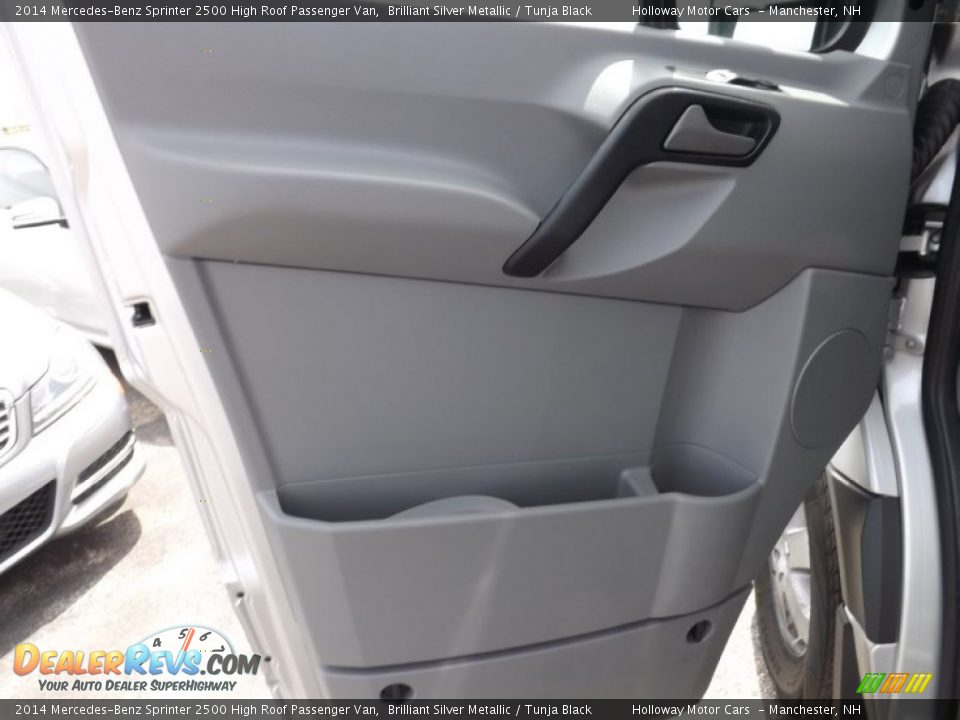 2014 Mercedes-Benz Sprinter 2500 High Roof Passenger Van Brilliant Silver Metallic / Tunja Black Photo #14