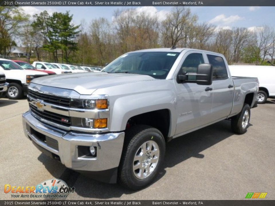 2015 Chevrolet Silverado 2500HD LT Crew Cab 4x4 Silver Ice Metallic / Jet Black Photo #2