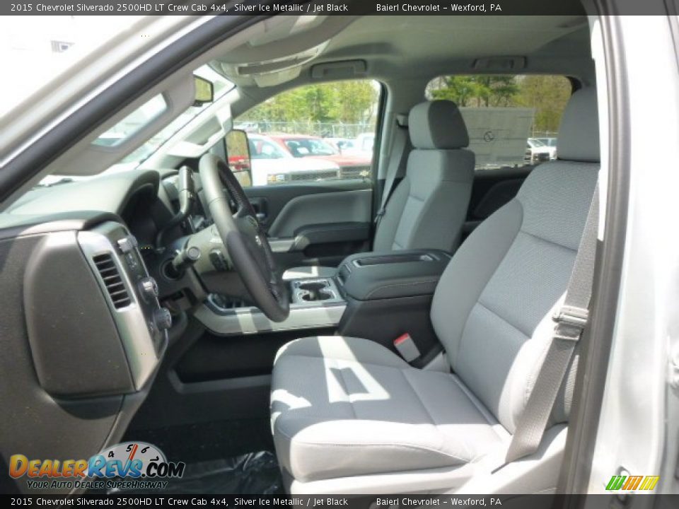 2015 Chevrolet Silverado 2500HD LT Crew Cab 4x4 Silver Ice Metallic / Jet Black Photo #10