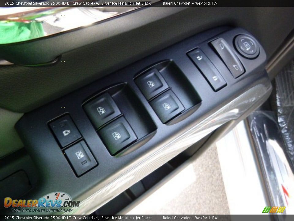2015 Chevrolet Silverado 2500HD LT Crew Cab 4x4 Silver Ice Metallic / Jet Black Photo #13
