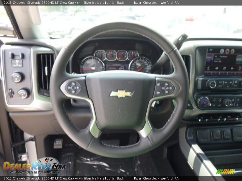 2015 Chevrolet Silverado 2500HD LT Crew Cab 4x4 Silver Ice Metallic / Jet Black Photo #18