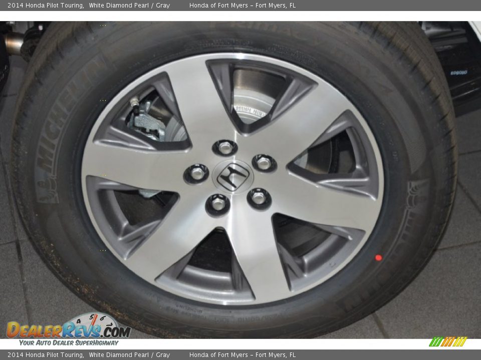 2014 Honda Pilot Touring White Diamond Pearl / Gray Photo #4