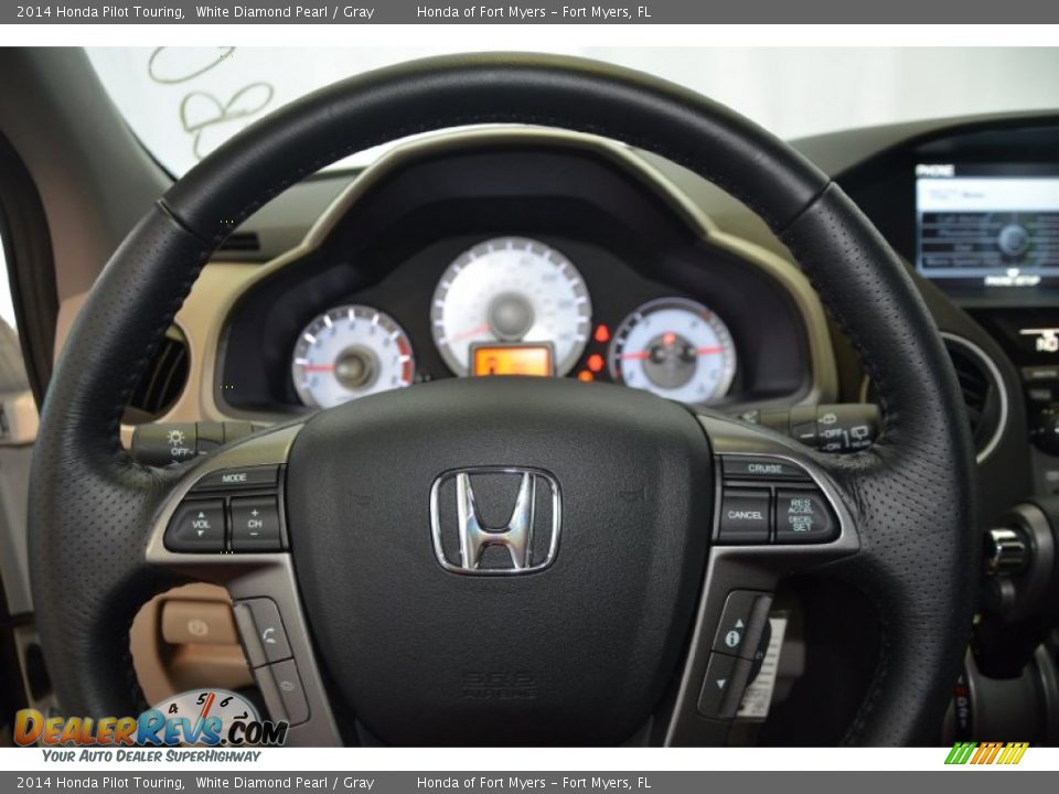 2014 Honda Pilot Touring White Diamond Pearl / Gray Photo #22