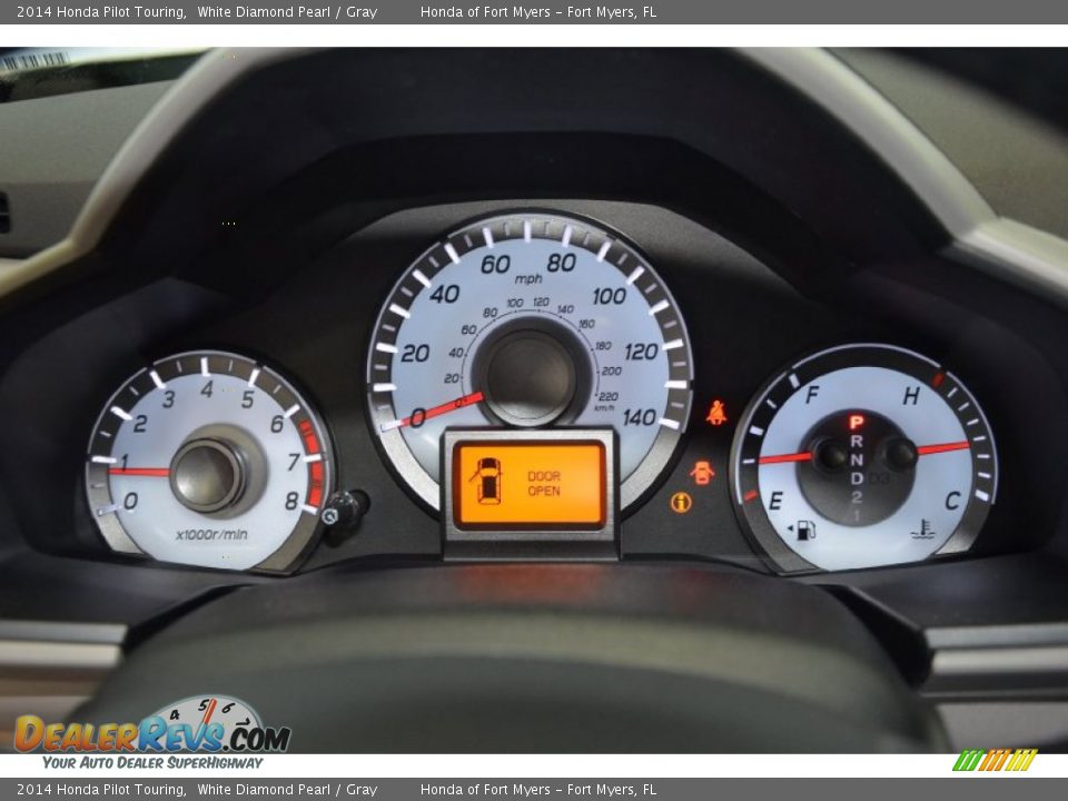 2014 Honda Pilot Touring White Diamond Pearl / Gray Photo #25