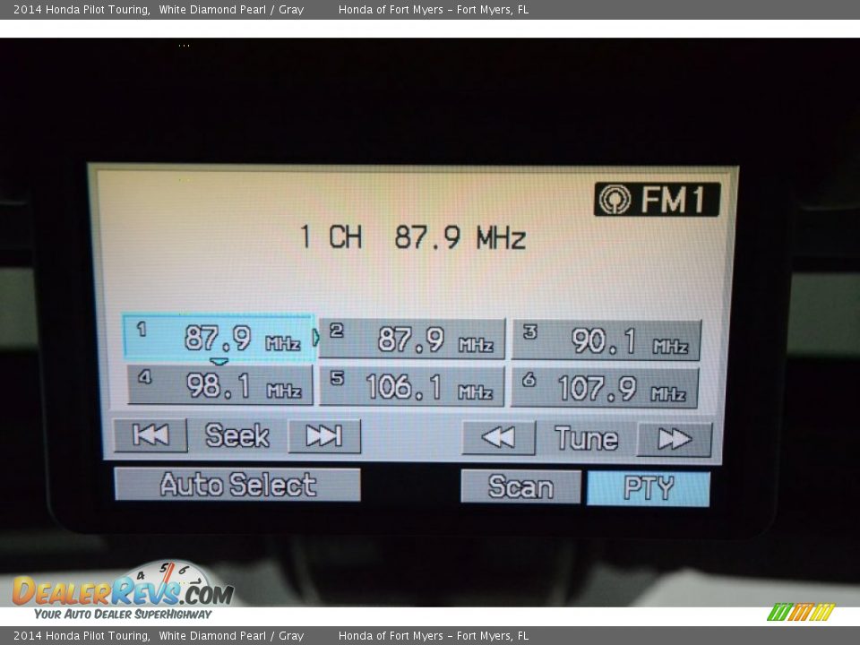 2014 Honda Pilot Touring White Diamond Pearl / Gray Photo #33