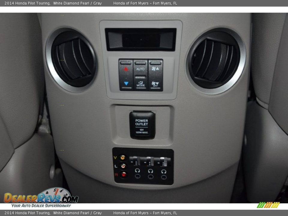 2014 Honda Pilot Touring White Diamond Pearl / Gray Photo #34