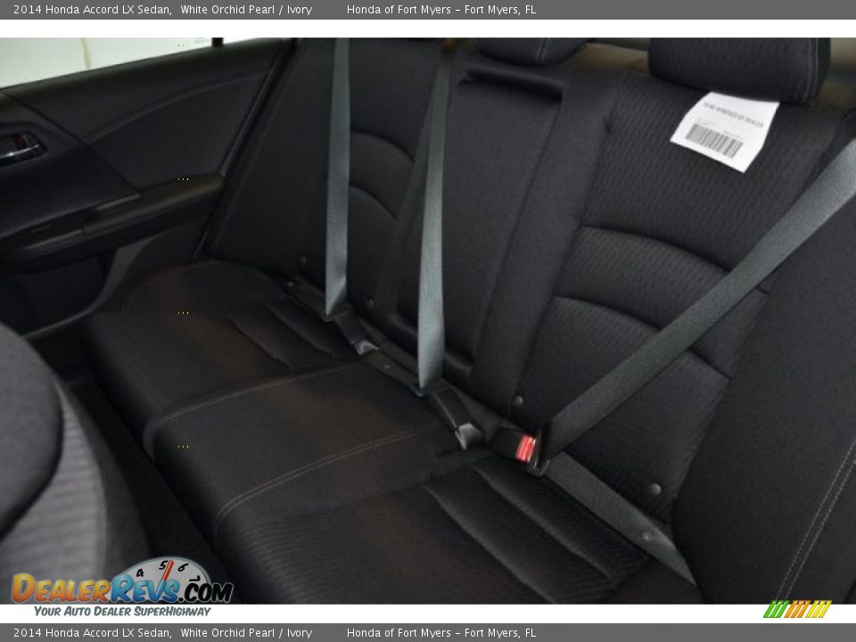 2014 Honda Accord LX Sedan White Orchid Pearl / Ivory Photo #23
